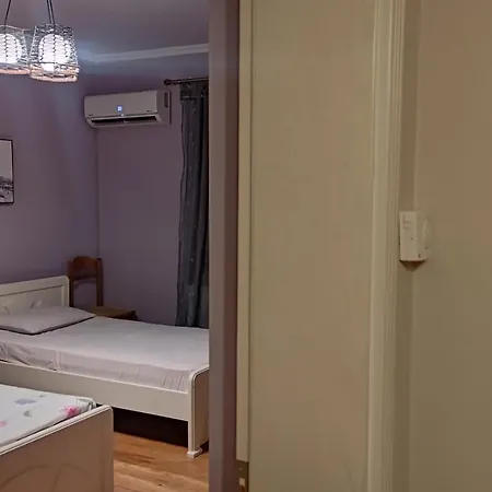 Korca Backpackers Hostel شقة *