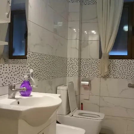 Korca Backpackers Hostel Appartement Korce