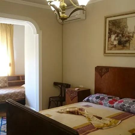 شقة Korca Backpackers Hostel